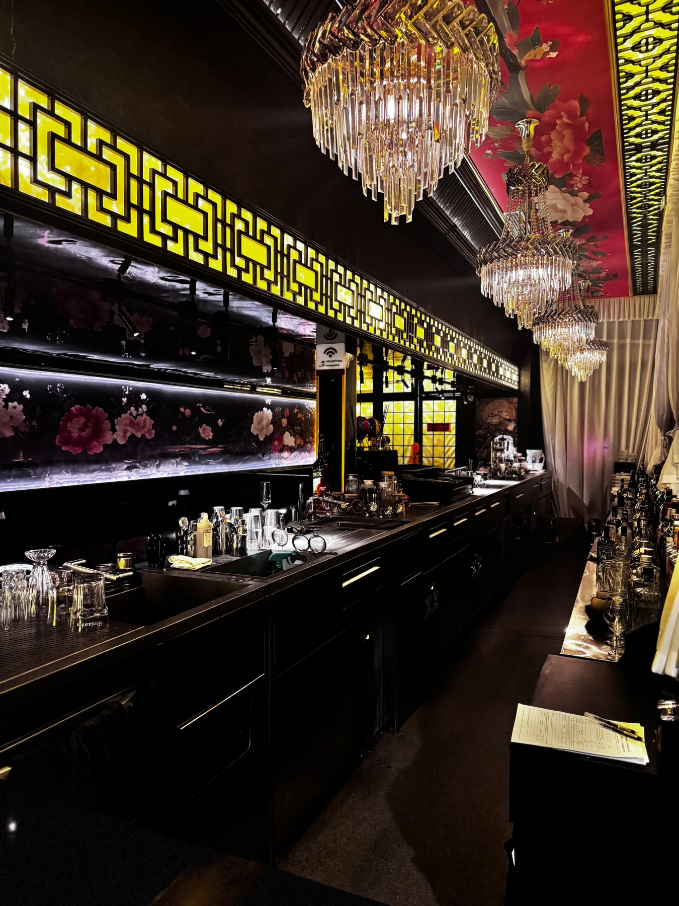 BAR WEST 东方意境 · Lounge